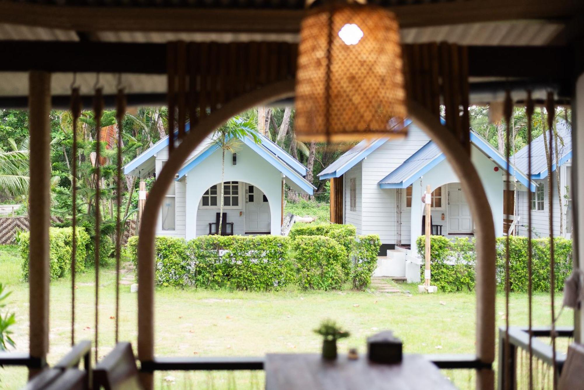 Pan Beachfront Krabi Курортный комплекс 3*
